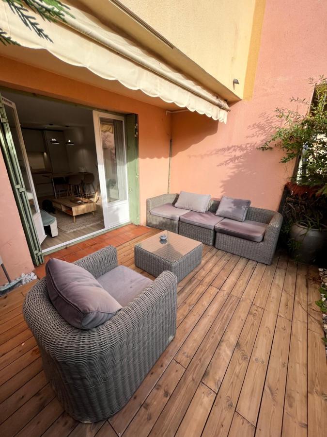 Magnifique 2 Chambres Terrasse Et Parking Saint-Tropez Eksteriør bilde